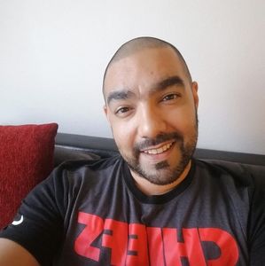 Meet your Posher, Akif